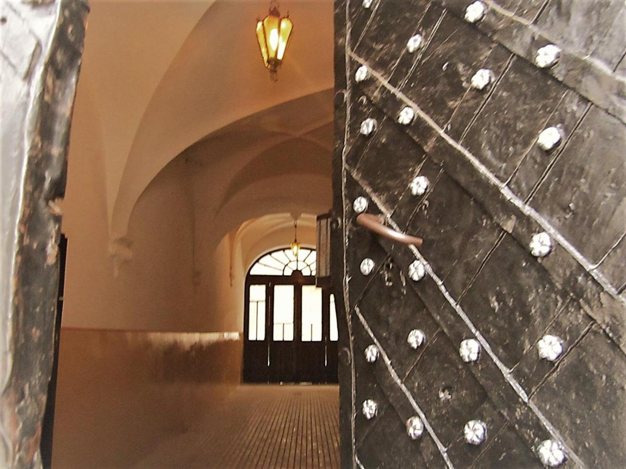 Apartments XVII Century 리비프 외부 사진